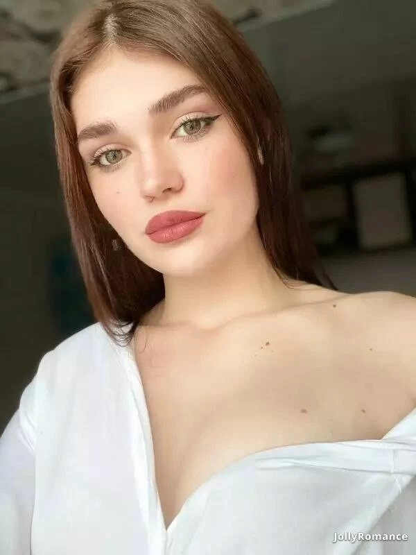 Viktoria Profile image 1