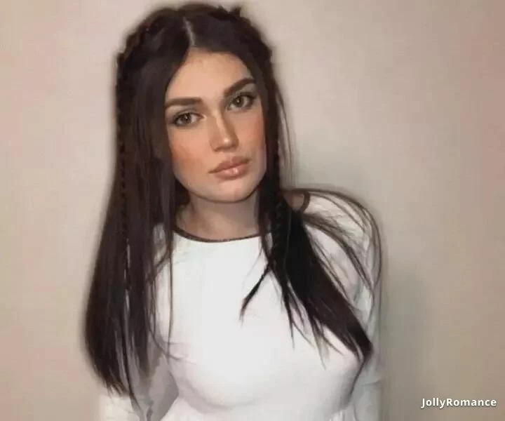 Viktoria Profile image 2