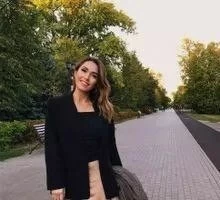 Elena Profile image 4